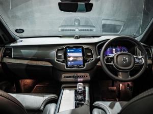 Volvo XC90 T8 Recharge AWD Ultra Dark - Image 14