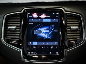 Volvo XC90 T8 Recharge AWD Ultra Dark - Image 17