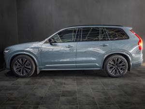 Volvo XC90 T8 Recharge AWD Ultra Dark - Image 9