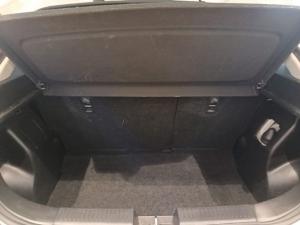 Suzuki Baleno 1.5 GLX auto - Image 13