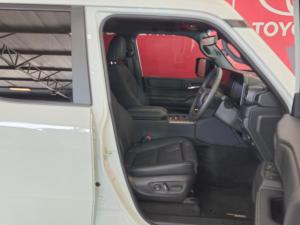 Toyota Land Cruiser Prado 2.8GD VX-R - Image 11