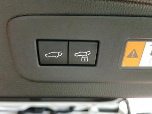 Toyota Land Cruiser Prado 2.8GD VX-R - Image 25