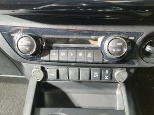 Toyota Hilux 2.8GD-6 double cab 4x4 Raider auto - Image 20