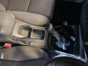 Toyota Hilux 3.0D-4D double cab 4x4 Raider Dakar edition - Image 16