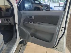 Toyota Hilux 3.0D-4D double cab 4x4 Raider Dakar edition - Image 20