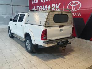 Toyota Hilux 3.0D-4D double cab 4x4 Raider Dakar edition - Image 7