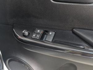 Toyota Hilux 2.4GD-6 Xtra cab Raider auto - Image 20