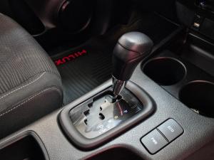 Toyota Hilux 2.4GD-6 Xtra cab Raider auto - Image 16