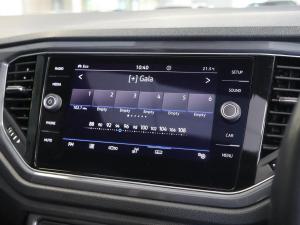 Volkswagen T-Roc 2.0TSI 140kW 4Motion R-Line - Image 23