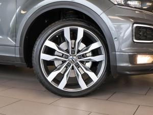 Volkswagen T-Roc 2.0TSI 140kW 4Motion R-Line - Image 3