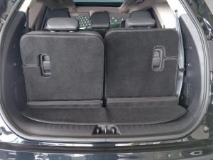 Mahindra XUV700 2.0T AX7L Black Edition - Image 10