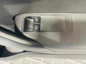 Volkswagen Polo Vivo hatch 1.6 Highline - Image 16