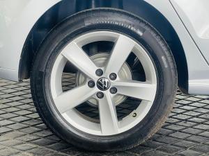 Volkswagen Polo Vivo hatch 1.6 Highline - Image 17