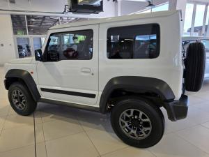 Suzuki Jimny 1.5 GLX AllGrip 3-door manual - Image 4