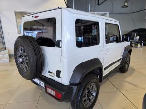 Suzuki Jimny 1.5 GLX AllGrip 3-door manual - Image 9