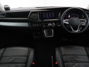 Volkswagen Caravelle 2.0BiTDI Highline 4Motion - Image 18