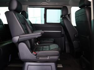Volkswagen Caravelle 2.0BiTDI Highline 4Motion - Image 20