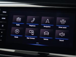 Volkswagen Caravelle 2.0BiTDI Highline 4Motion - Image 27