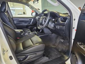 Toyota Fortuner 2.4GD-6 auto - Image 8
