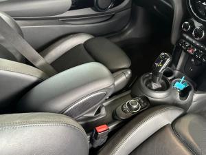 MINI Hatch Cooper S Hatch 3-door - Image 19