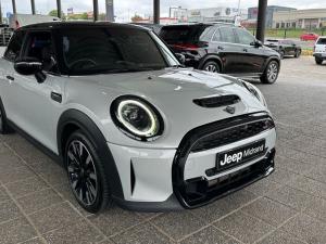 MINI Hatch Cooper S Hatch 3-door - Image 1