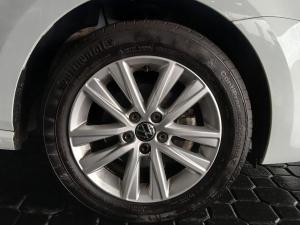 Volkswagen Polo Vivo hatch 1.4 Comfortline - Image 7