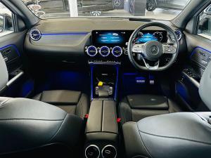 Mercedes-Benz EQA EQA250 Progressive - Image 3