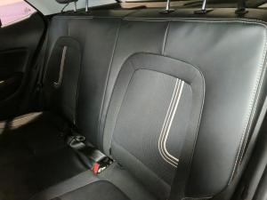 Hyundai Venue 1.0T Fluid auto - Image 11