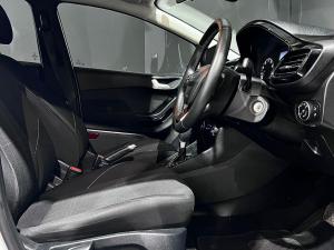 Ford Fiesta 1.0T Trend auto - Image 15