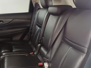 Nissan X-Trail 2.5 4x4 Acenta Tech - Image 22