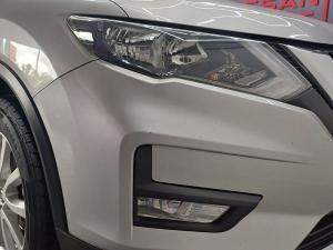 Nissan X-Trail 2.5 4x4 Acenta Tech - Image 9