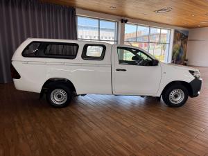 Toyota Hilux 2.0 single cab S (aircon) - Image 4