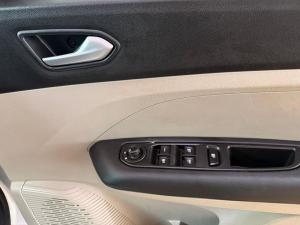 Renault Triber 1.0 Prestige auto - Image 20