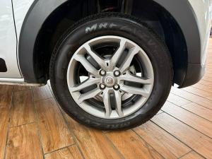 Renault Triber 1.0 Prestige auto - Image 9