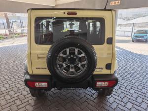 Suzuki Jimny 1.5 GLX AllGrip 5-door auto - Image 7