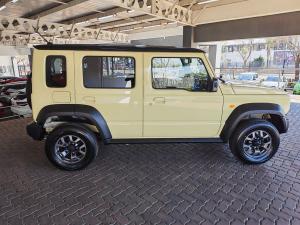 Suzuki Jimny 1.5 GLX AllGrip 5-door auto - Image 9