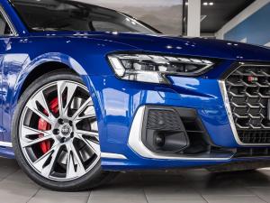 Audi S8 quattro - Image 3