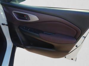 Toyota Starlet Cross 1.5 XS manual - Image 16