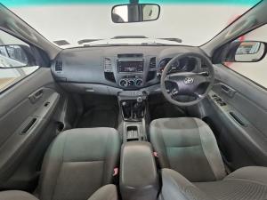 Toyota Hilux 2.5D-4D double cab 4x4 SRX - Image 6