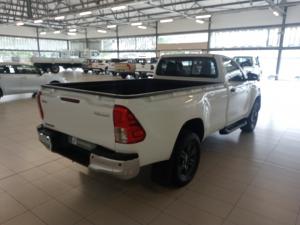 Toyota Hilux 2.4GD-6 single cab Raider manual - Image 2