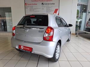 Toyota Etios hatch 1.5 Sprint - Image 2