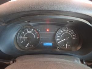 Toyota Hilux 2.4GD S (aircon) - Image 8