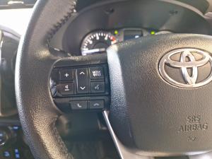 Toyota Hilux 2.8GD-6 double cab 4x4 Raider auto - Image 9