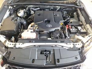 Toyota Hilux 2.8GD-6 double cab 4x4 Raider auto - Image 15