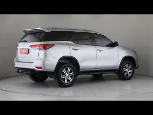 Toyota Fortuner 2.4GD-6 auto - Image 2