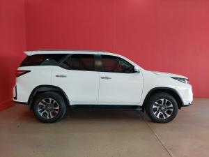 Toyota Fortuner 2.4GD-6 auto - Image 3