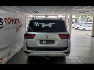 Toyota Land Cruiser 300 3.3D ZX - Image 5