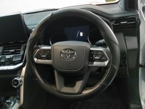 Toyota Land Cruiser 300 3.3D ZX - Image 8