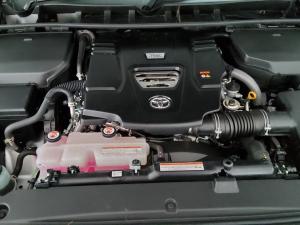 Toyota Land Cruiser 300 3.3D ZX - Image 10