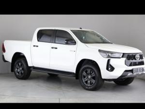 Toyota Hilux 2.4GD-6 double cab 4x4 Raider manual - Image 1